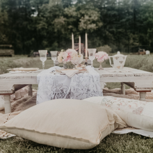 Load image into Gallery viewer, Vintage Picnic
